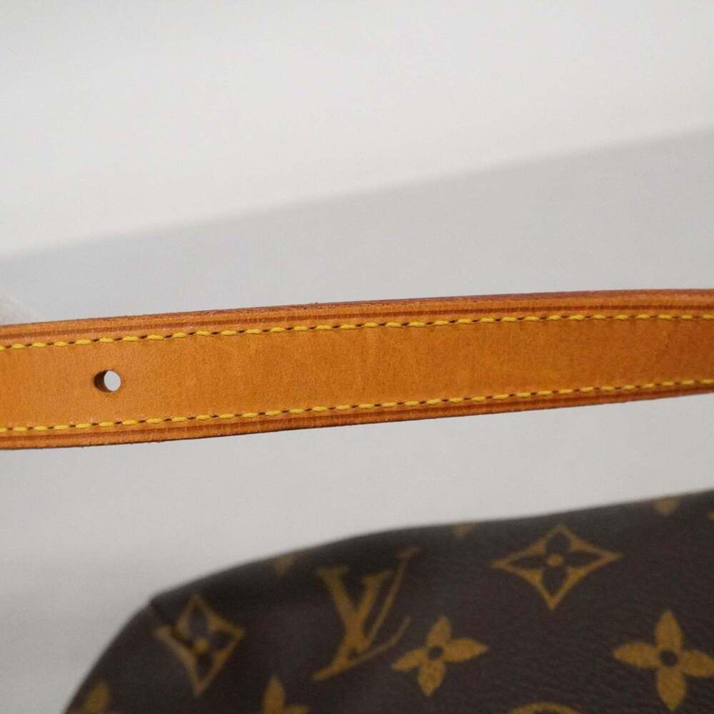 LOUIS VUITTON Authentic Brown Monogram Shoulder Bag - Picture 10 of 11